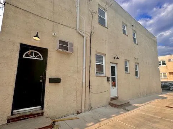 2554 S Alder St Floor 2, Philadelphia, PA 19148