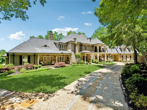 201 Allmond Ln, Alpharetta, GA 30004
