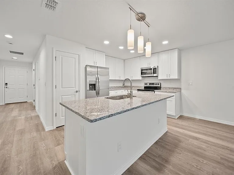 43 Ponce Deleon Dr #B — Photo 10