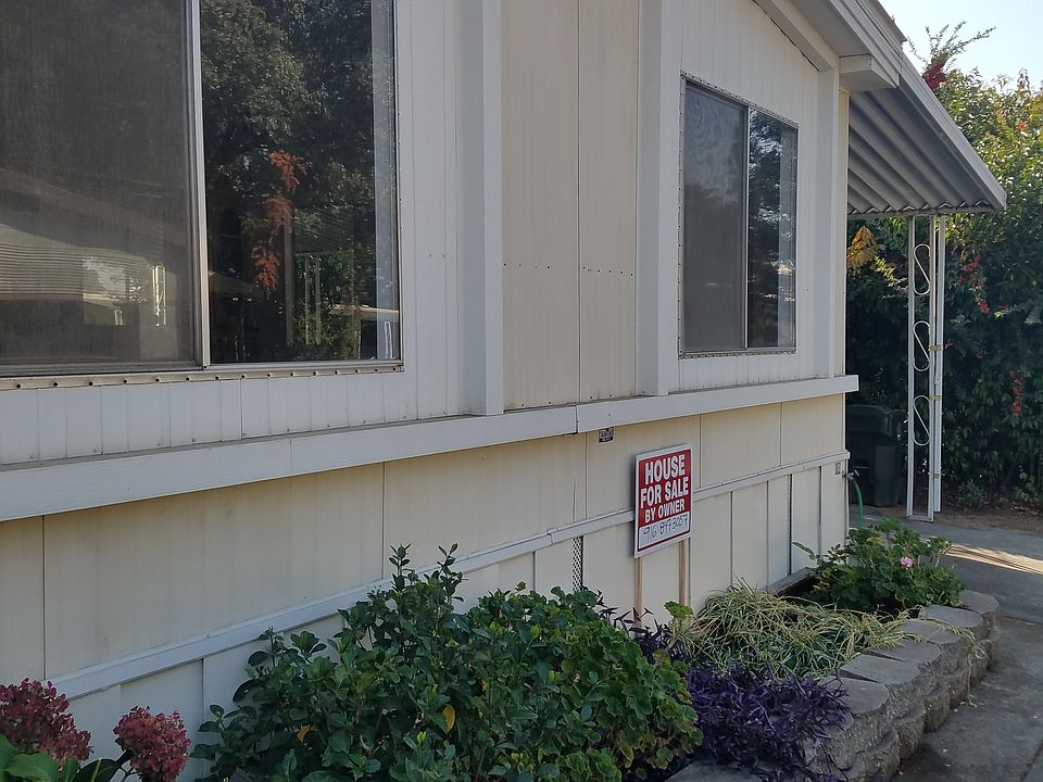 1st image of 77280 Lauppe Ln