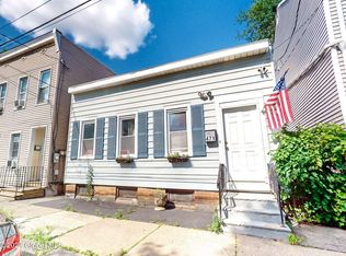 471 Elk St, Albany, NY 12206