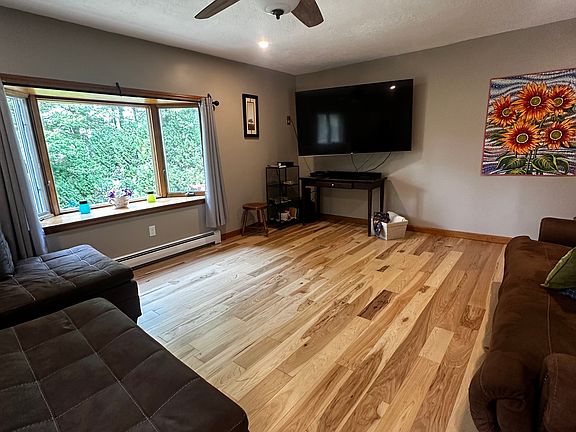 2nd image of 561 Pecks Rd