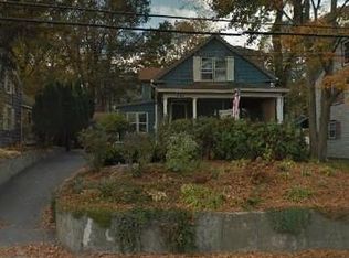 241 Providence St, Woonsocket, RI 02895