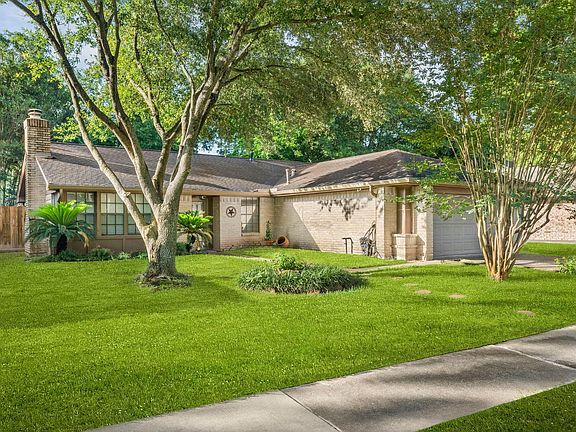 2nd image of 22103 Birch Valley Dr