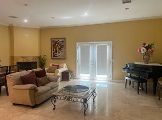 17636 Hatteras St, Encino, CA 91316