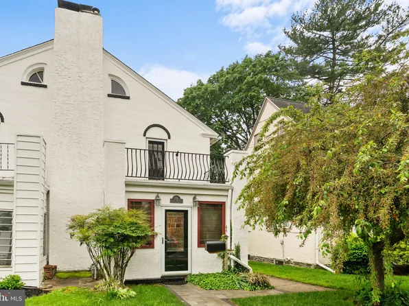 636 Old Lancaster Rd, Bryn Mawr, PA 19010