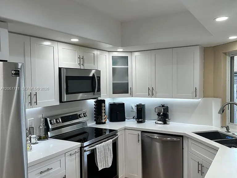 4810 SW 152nd Pl #H-87 — Photo 4