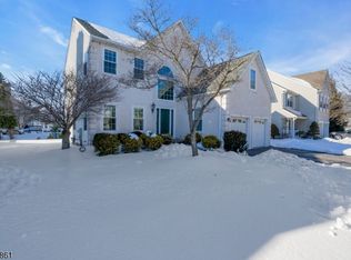 17 Craft Farm Dr, Bridgewater Twp., NJ 08807