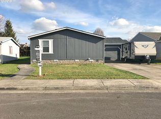 1276 Comstock Way, Woodburn, OR 97071