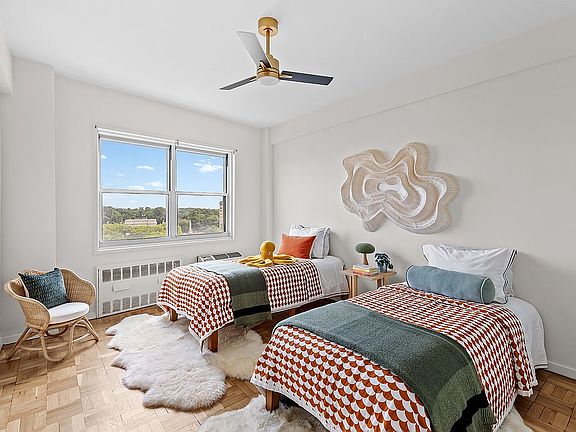 5th image of 10 Plaza St E APT 15A