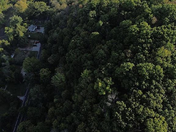 5th image of 2865 State Rd W