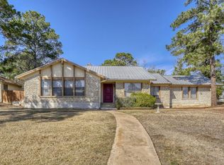 102 Lei Ct, Bastrop, TX 78602