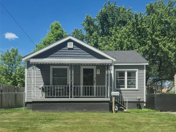 822 Crawford St, Flint, MI 48507