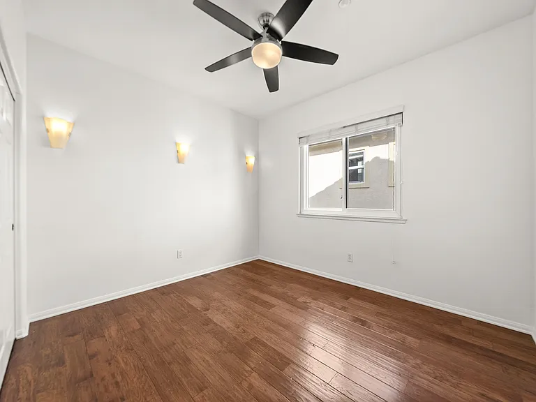 6340 Oleander Way — Photo 18