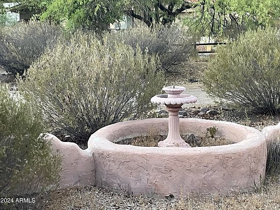 3rd image of 1627 E LAS PALMARITAS Drive