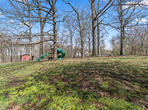 625 Kenwood Dr, Russell, KY 41169