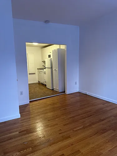 17 S Russell St #1L Photo 1