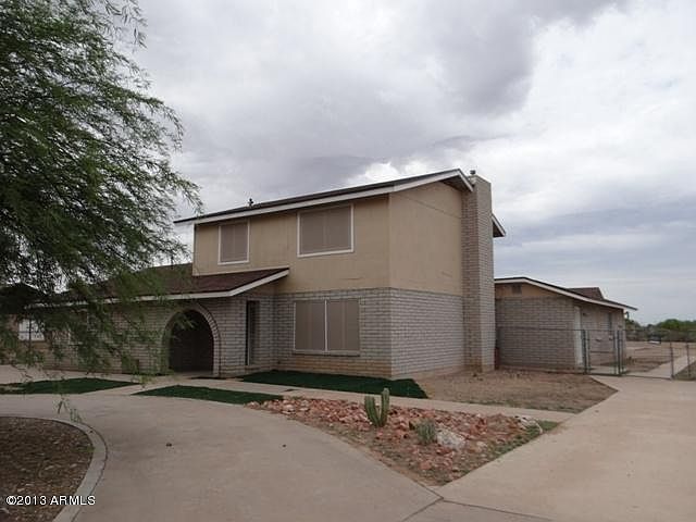1st image of 228 W Calle Rosa