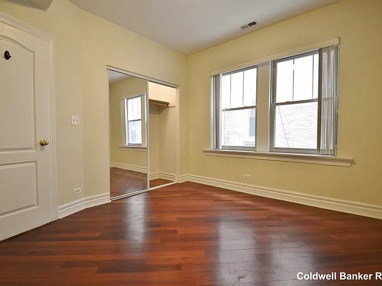 3139 W Palmer 1st Fl #1ST FL — Photo 10