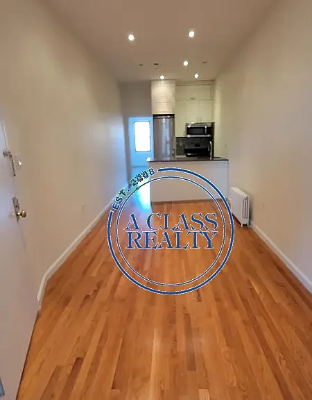 2802 Steinway St #3L — Photo 5