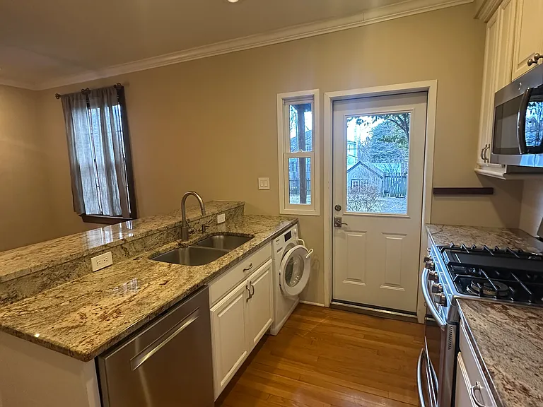 3722 Van Ness St NW — Photo 9