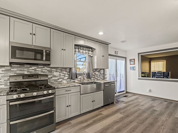 4th image of 7558 W Hawthorne Ln