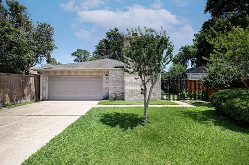 18506 Glen Briar Ln Photo 1