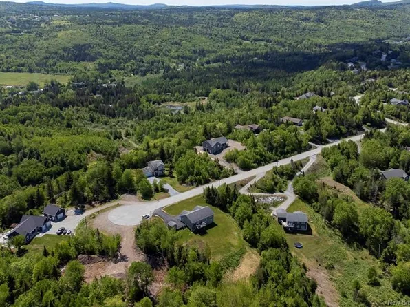 55 Sky View Ter, Quispamsis, NB E2S 0B6