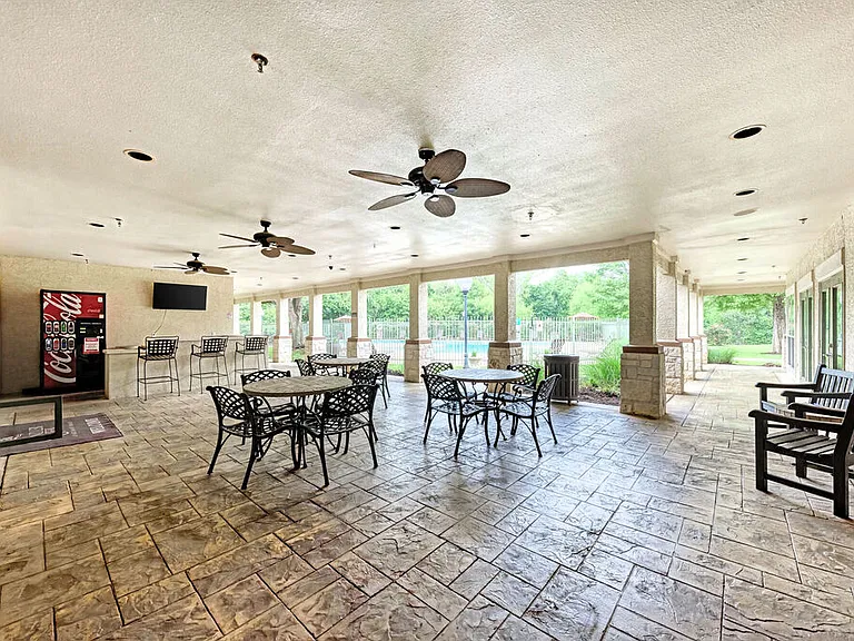 Chandler Creek Apartments — Photo 1