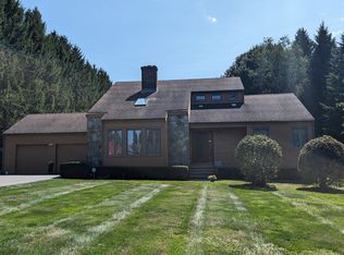 27 Heritage Dr, Marlborough, CT 06447