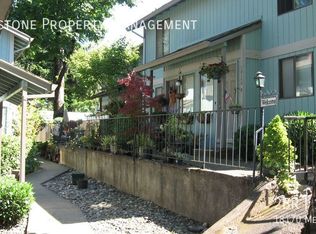 18170 Meinig Ave, Sandy, OR 97055