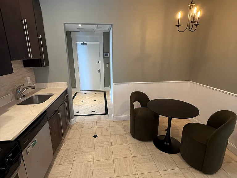 161 Benefit St #7 — Photo 11