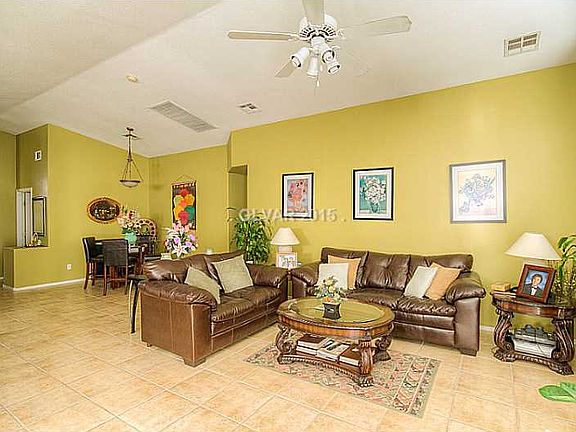 4th image of 351 Cactus Sands Ave