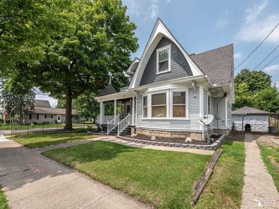 903 E Maumee St, Adrian, MI, 49221