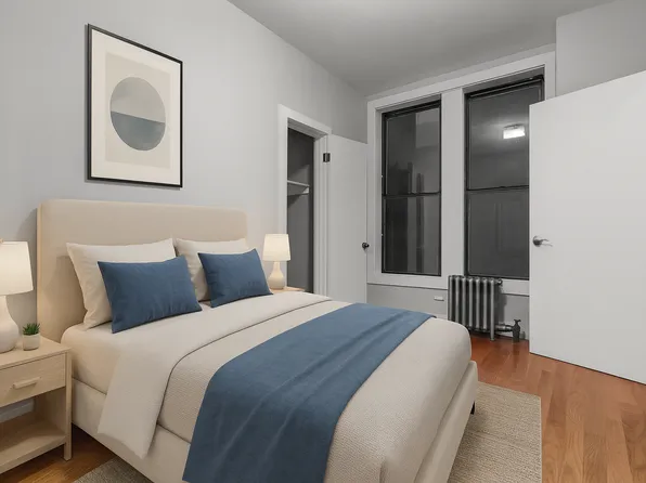 12 Pinehurst Avenue image 2 of 10