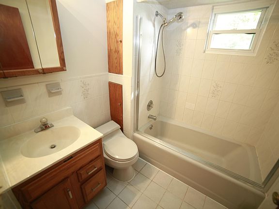 Full bath