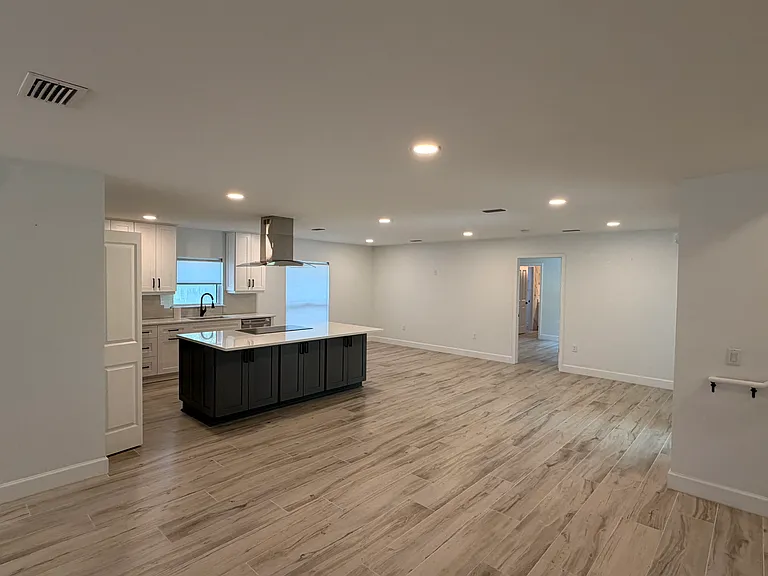 3425 Hartley Rd — Photo 10
