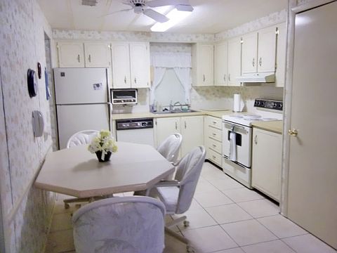 2nd image of 3991 Sabal Dr