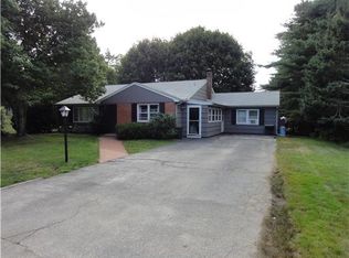 20 Bayfield Dr, South Kingstown, RI 02879