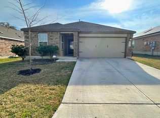 1043 Raceland Rd, San Antonio, TX 78245