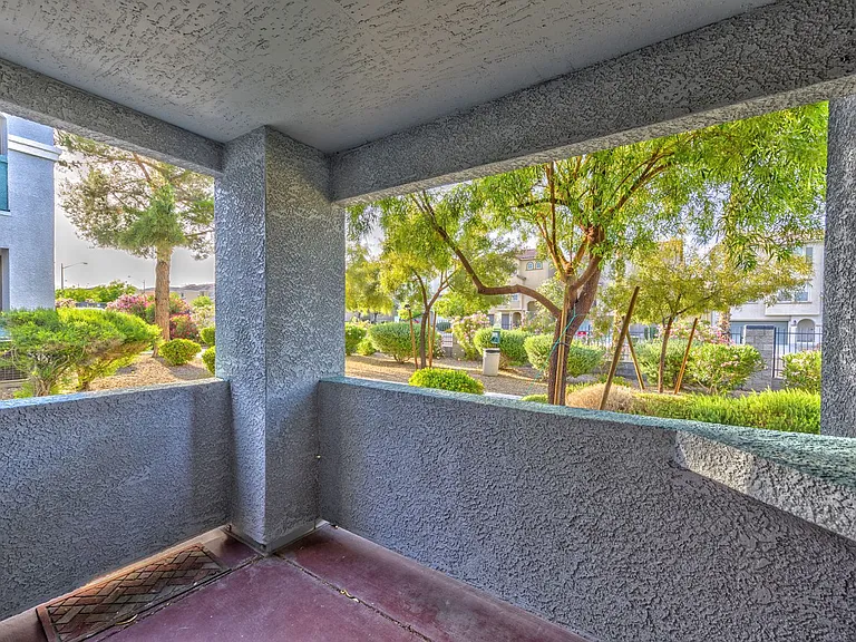 6955 N Durango Dr #1040 — Photo 2