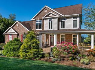 2 Perrion Ave, Weaverville, NC 28787