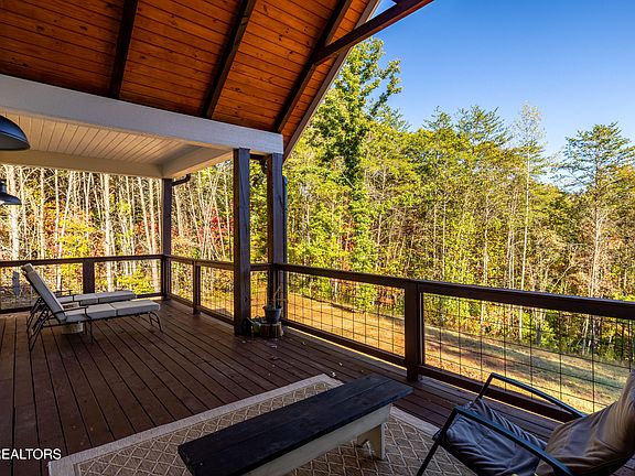 29th image of this home