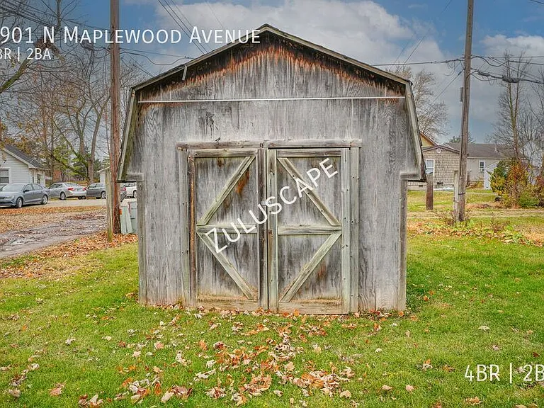 1901 N Maplewood Ave — Photo 23