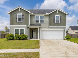 1105 Farmhouse Ln, Jacksonville, NC 28546