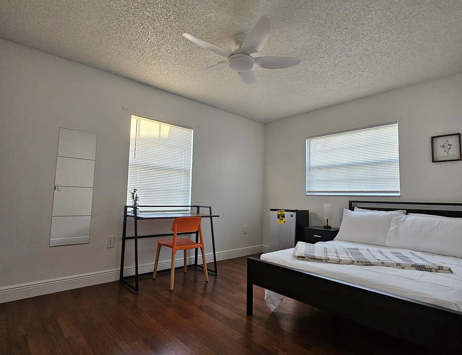 4 bed, 1.0 bath, 1346 sqft, $905 — Photo 4