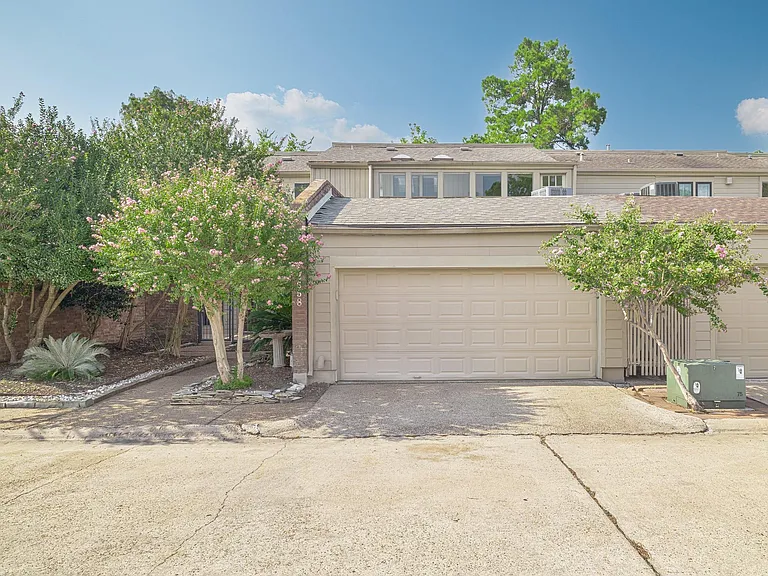 12658 Briar Patch Rd — Photo 3