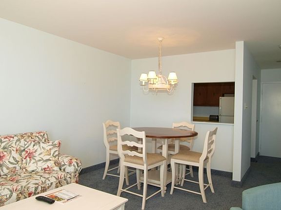 4th image of 610 Virginia Avenue Apts #One
