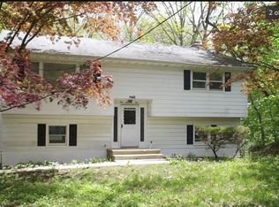 475 Maxim Dr, Andover, NJ 07821