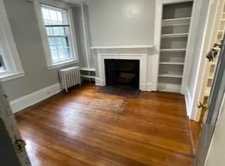 3 Champney Pl #II, Boston, MA 02114